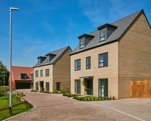 Willingham Gardens, Flitton